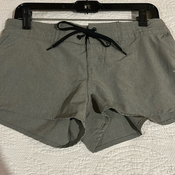 tunaskin Pants - Tunaskin Large Women’s shorts